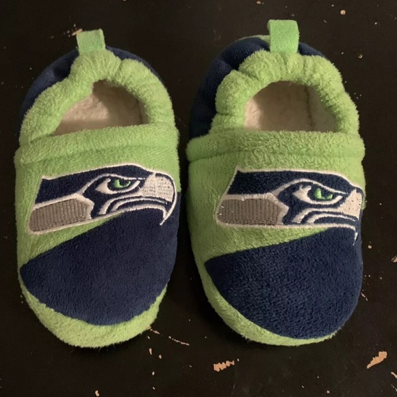 Seahawks Slippers, Child Size 13, Green Blue, Slip On, EUC - Picture 3 of 5